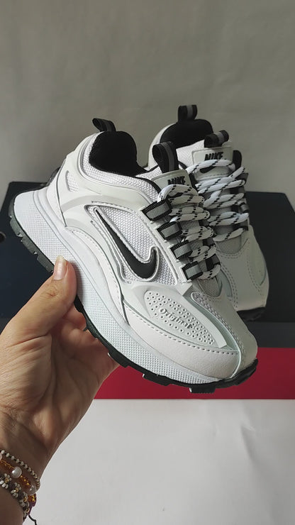 NIKE BAILLELI - NIÑO